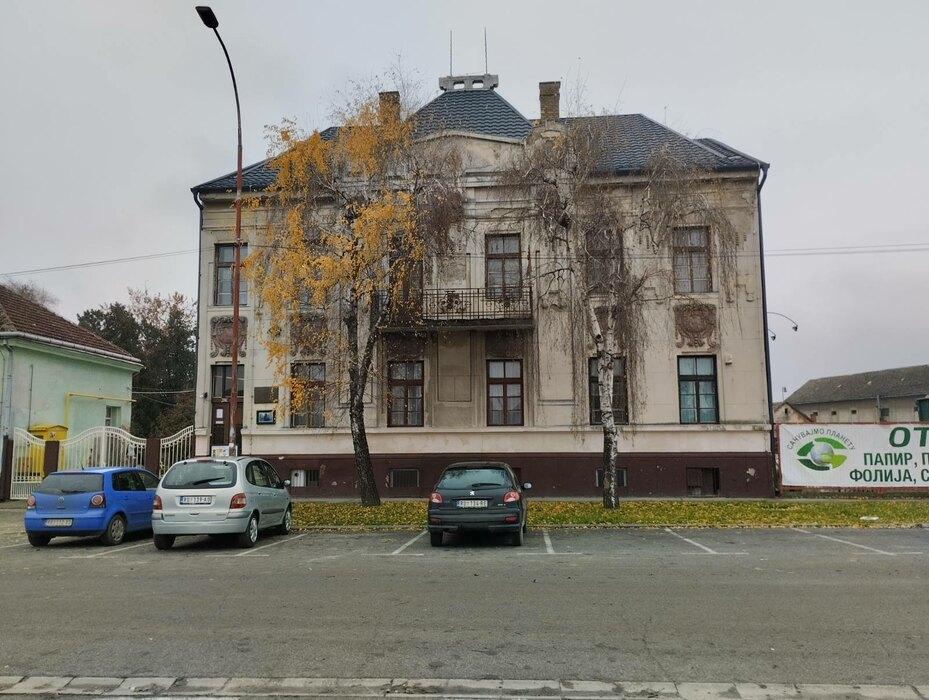 Osnovna škola „Ivo Lola Ribar“  Ruma