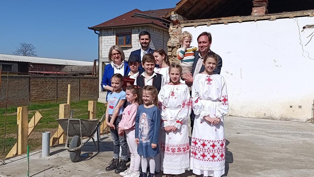 Свечани почетак радова на објекту „мале матице“ у Руми