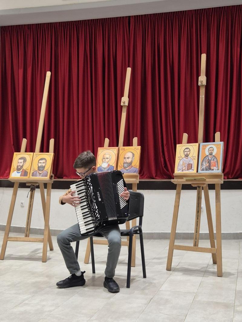 Изложба икона Школе иконописа ОНБ „Свети мученици бачки“,