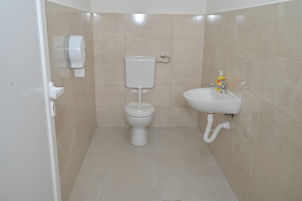 Обнова електрорадионица и тоалета