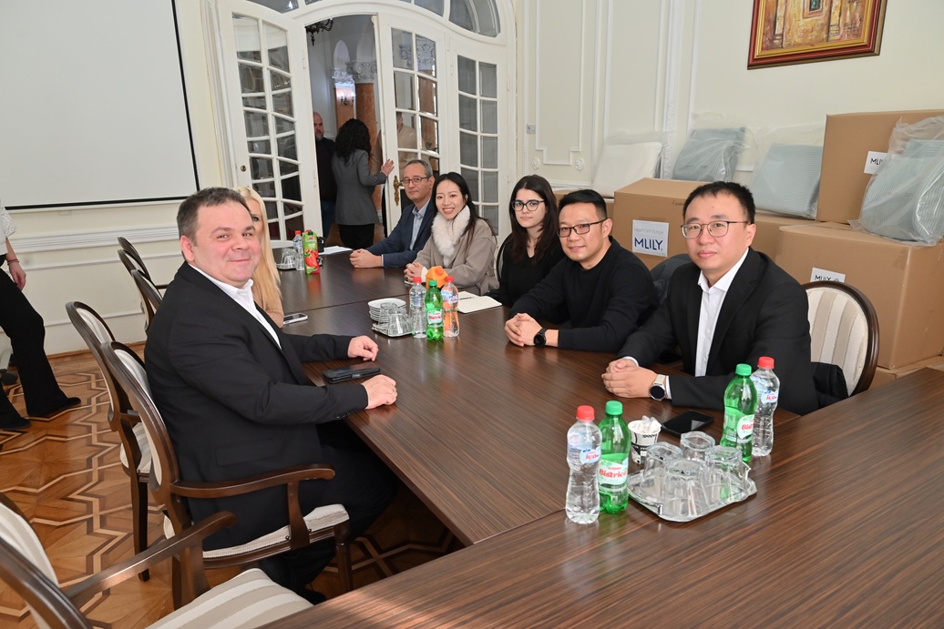 Донација компаније „HealthCare Europe“ Општинској управи