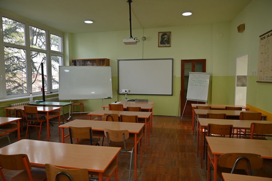 Бољи услови за ученике ССШ „Бранко Радичевић“