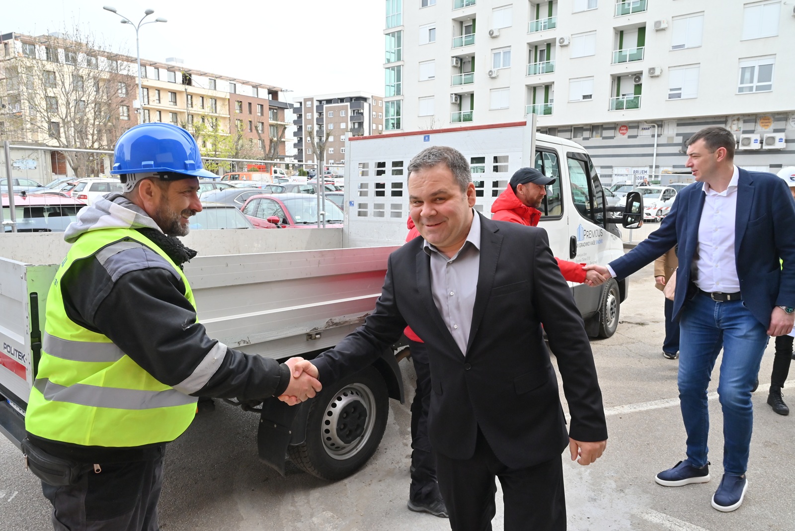 Обилазак радова на реконструкцији Дома здравља „Рума“