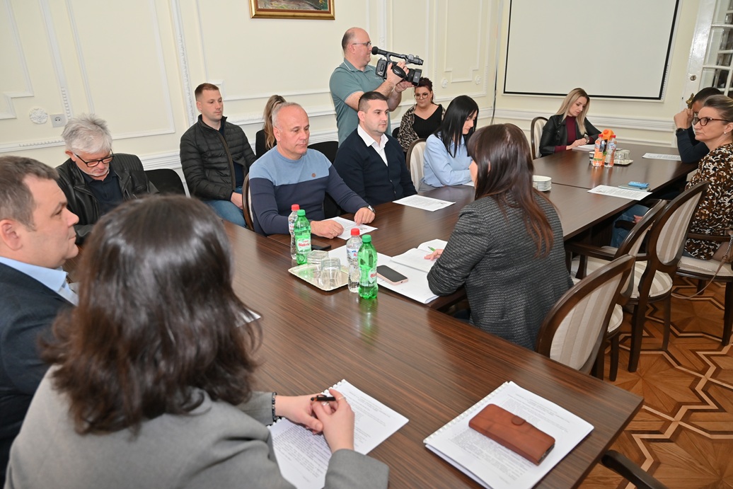 У фокусу 46. седнице Већа подршка пољопривреди, развој туризма и улагања у културу и рад удружења